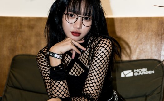 柒柒要乖哦 cos写真图片合集[全套][持续更新]