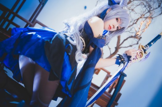 桜桃喵cos~刻晴~美图欣赏