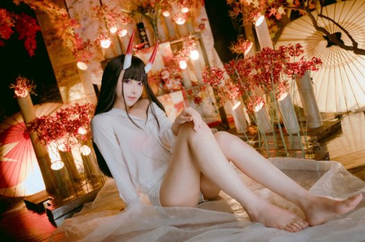 Shika小鹿鹿cos~能代六叠间 cosplay写真图片欣赏