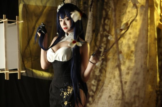 一米八的大梨子cos~吾妻 cosplay写真图片欣赏