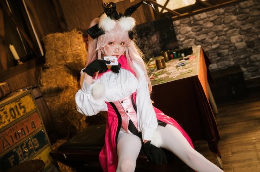 瓜希酱cos~高扬斯卡娅 cosplay写真图片欣赏