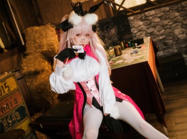 瓜希酱cos~高扬斯卡娅 cosplay写真图片欣赏